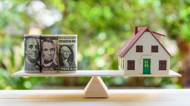Should You Refinance A Home Equity Loan? - Qué is a home equity loan?