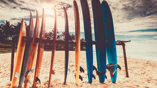 How To Surf On A Budget - Buying a surfboard