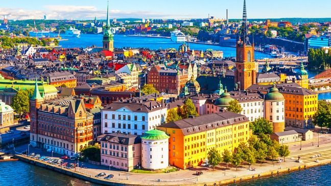 Qué Countries Are Going Cashless? And Why You Might Want To Consider Going Cashless, Too Sweden